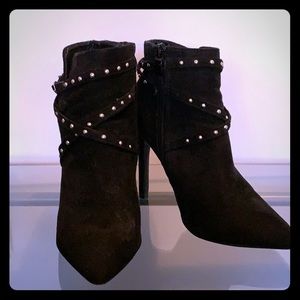 Ankle boots